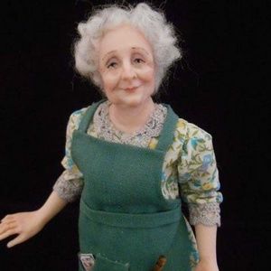 Meet your Posher, Julia